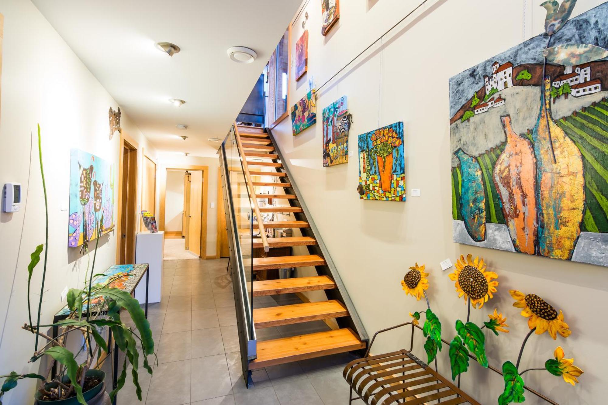 Cormier'S Studio Guest Suites Penticton Exterior foto