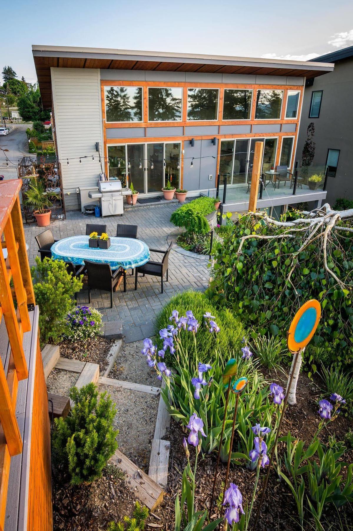 Cormier'S Studio Guest Suites Penticton Exterior foto